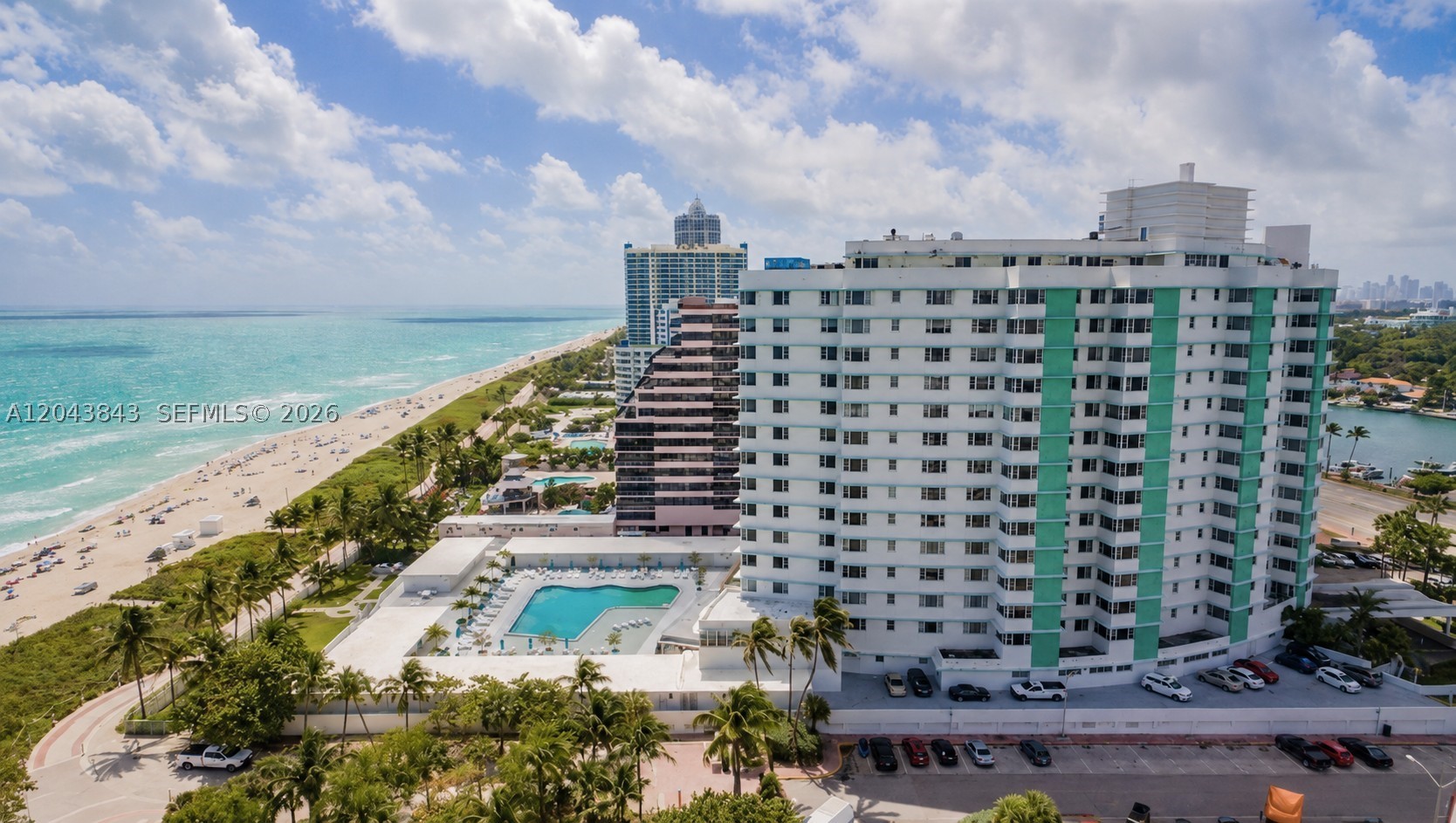 5255 Collins Ave #7B