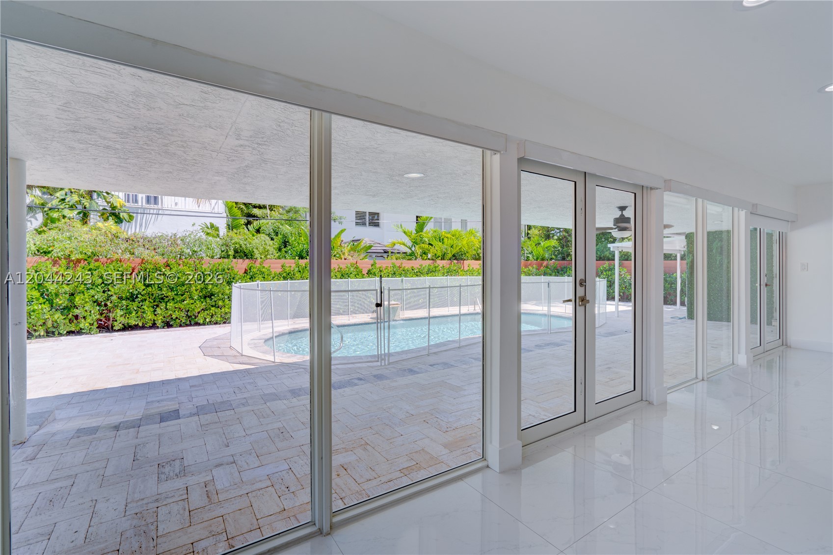 773 Woodcrest Rd Key Biscayne, FL 33149