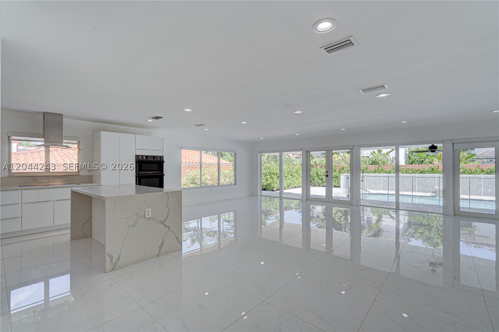 773 Woodcrest Rd Key Biscayne, FL 33149