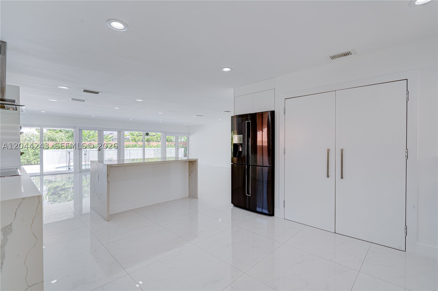 773 Woodcrest Rd Key Biscayne, FL 33149