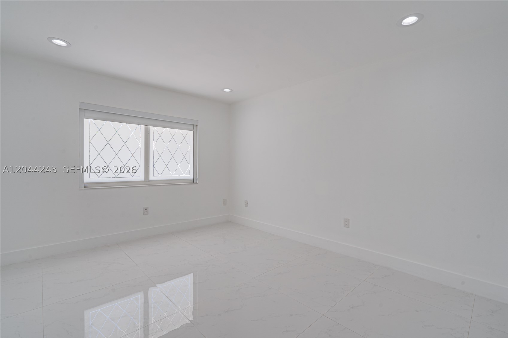 773 Woodcrest Rd Key Biscayne, FL 33149