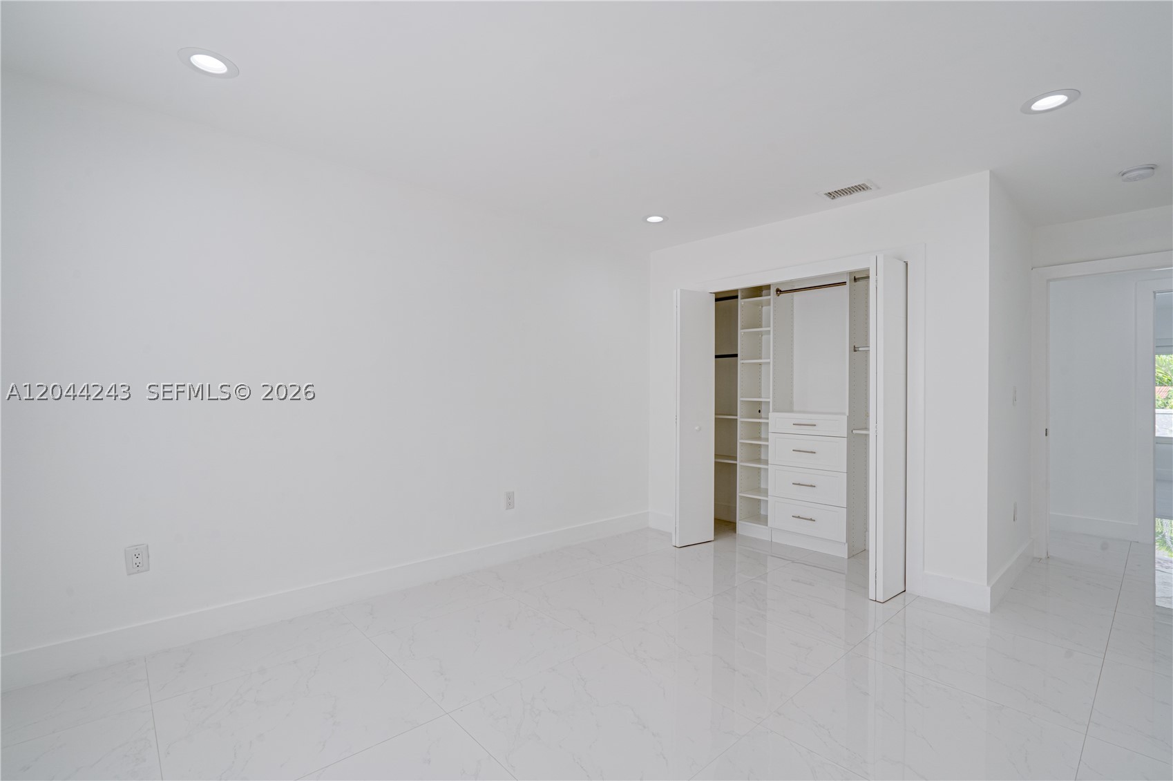 773 Woodcrest Rd Key Biscayne, FL 33149
