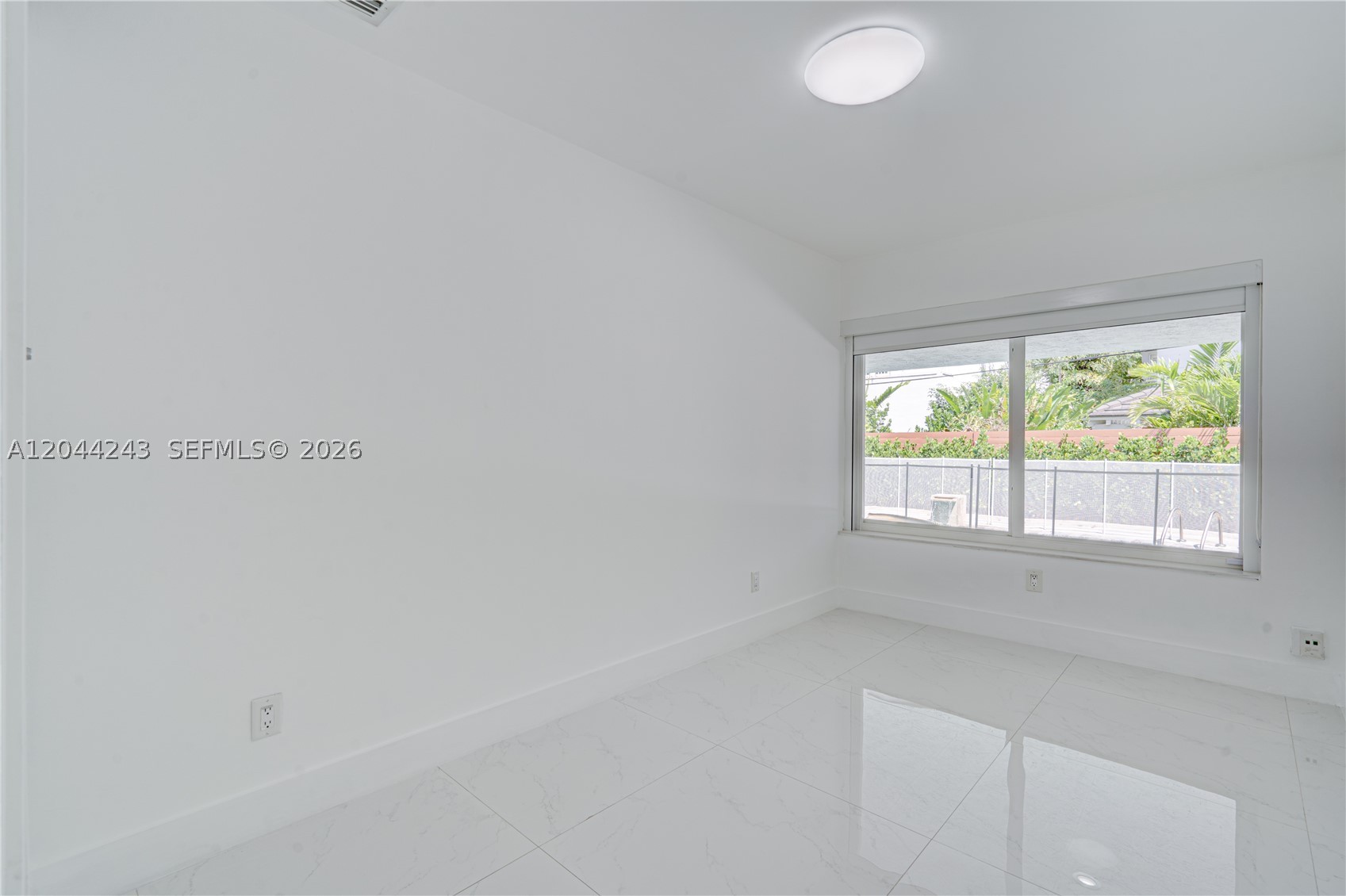 773 Woodcrest Rd Key Biscayne, FL 33149
