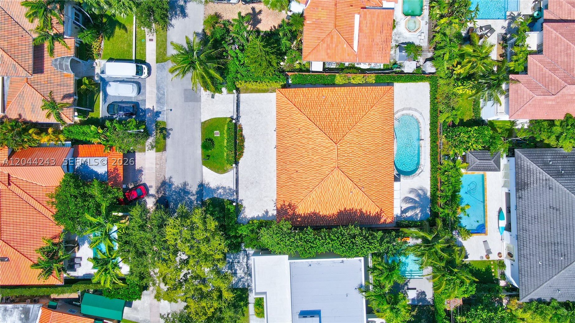 773 Woodcrest Rd Key Biscayne, FL 33149