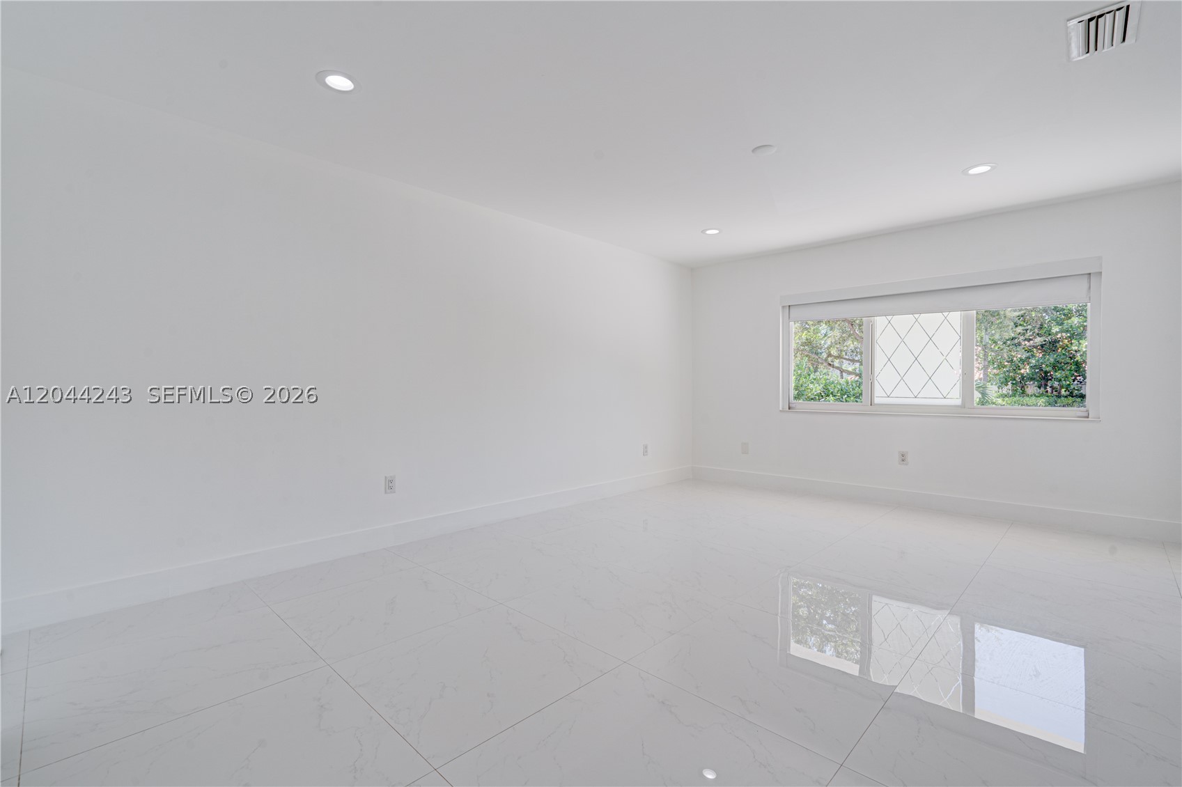 773 Woodcrest Rd Key Biscayne, FL 33149