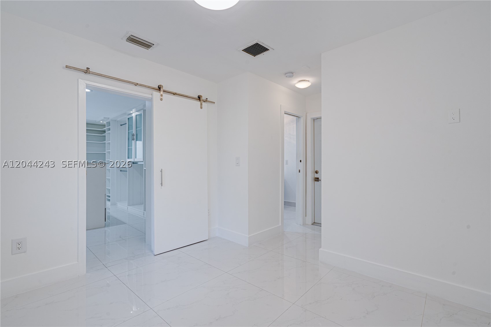 773 Woodcrest Rd Key Biscayne, FL 33149