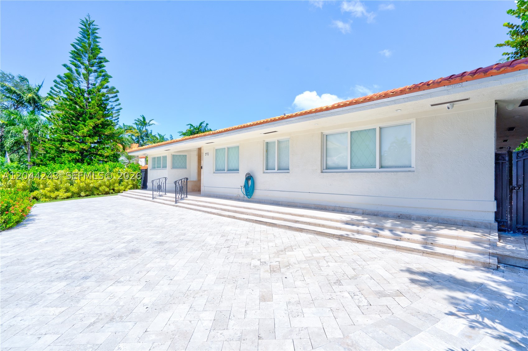 773 Woodcrest Rd Key Biscayne, FL 33149