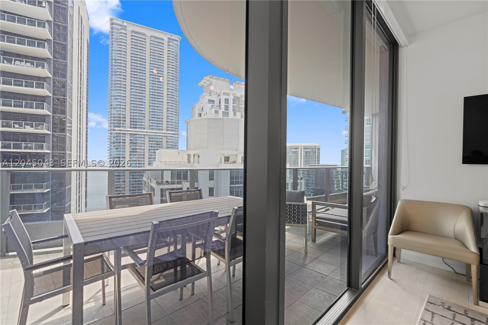 image Brickell Flatiron14