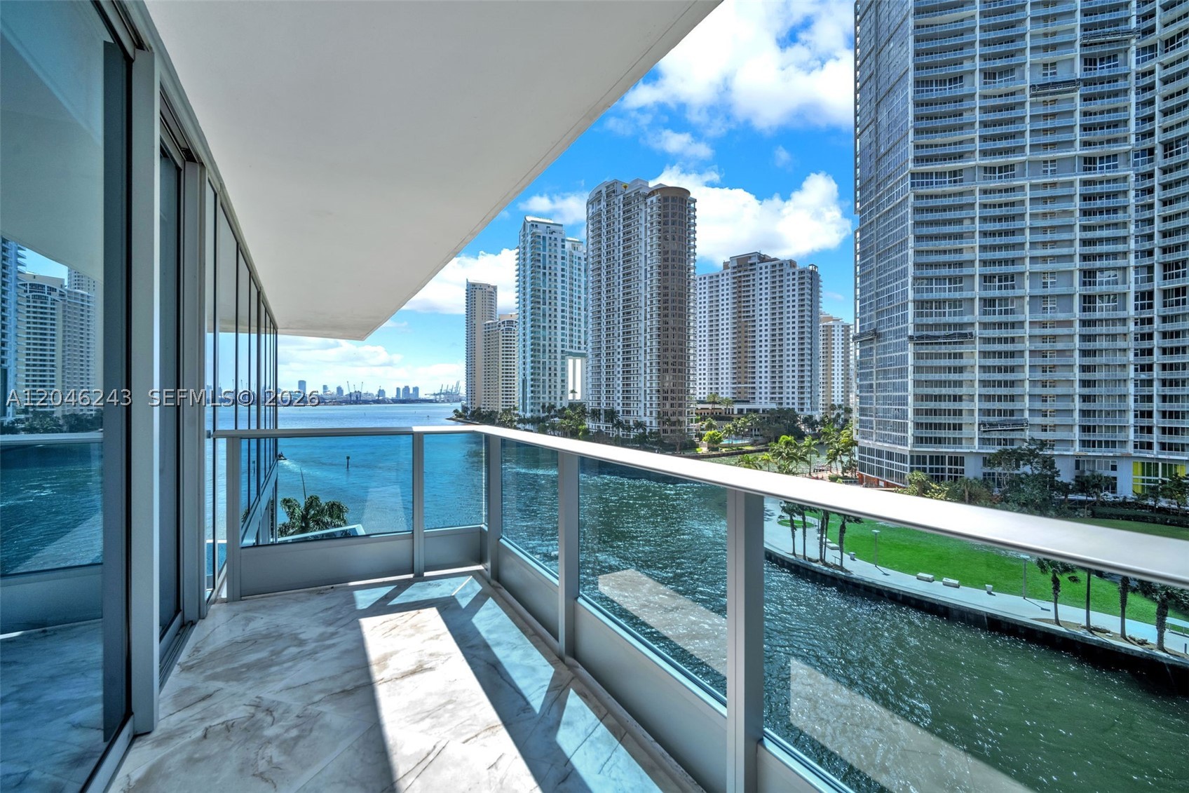 image Epic Residences25