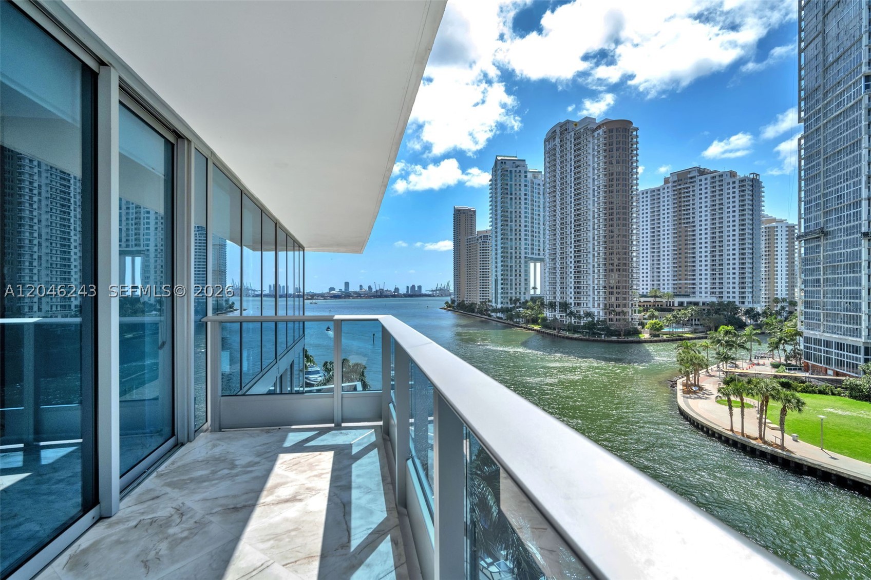 image Epic Residences26