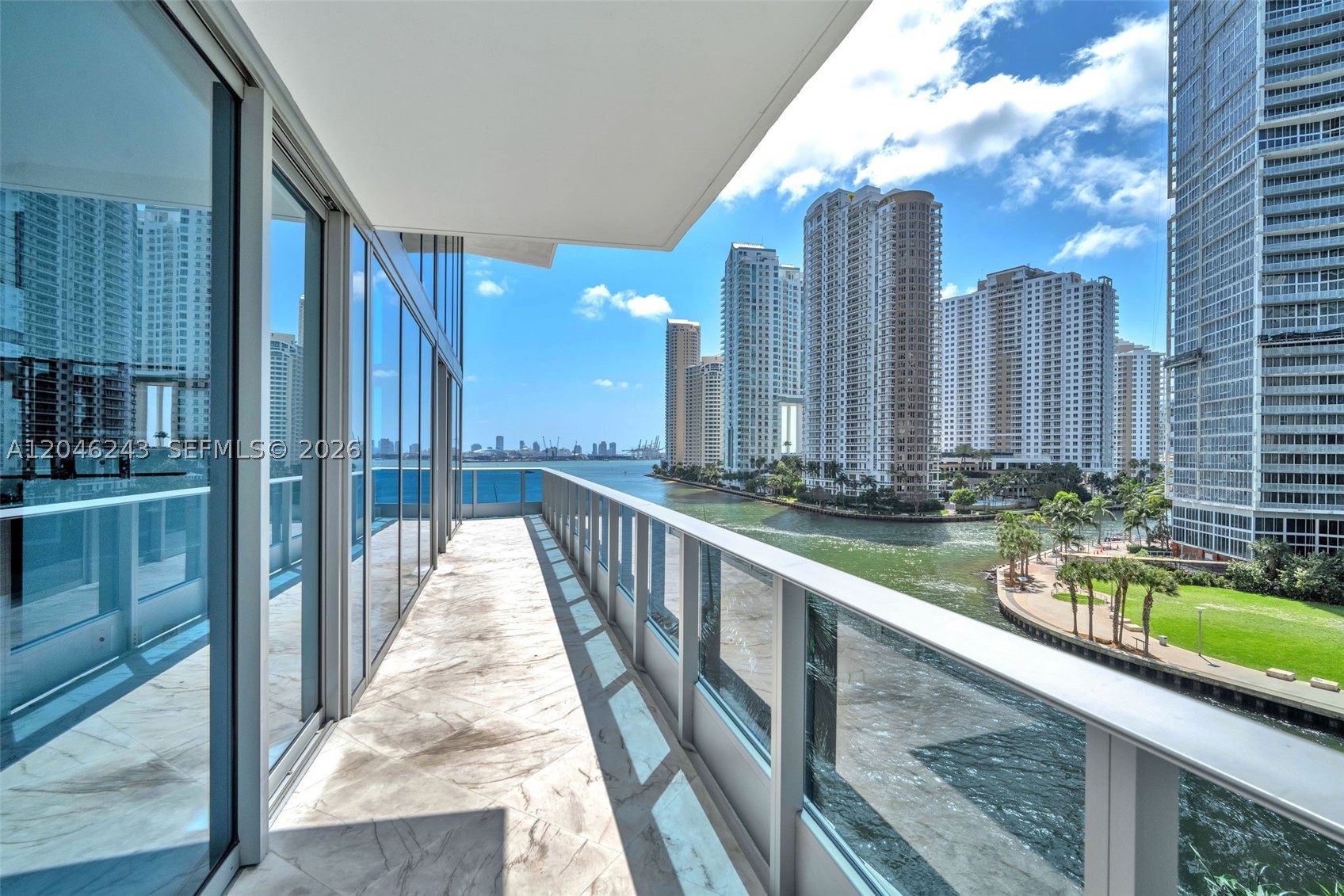 image Epic Residences36