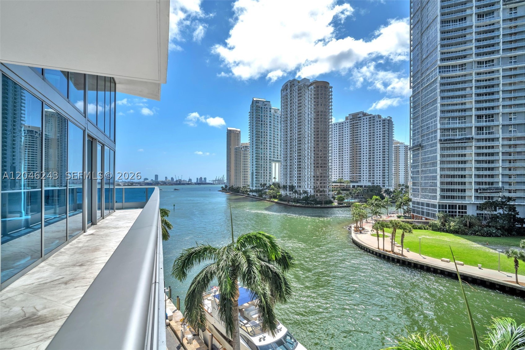image Epic Residences37
