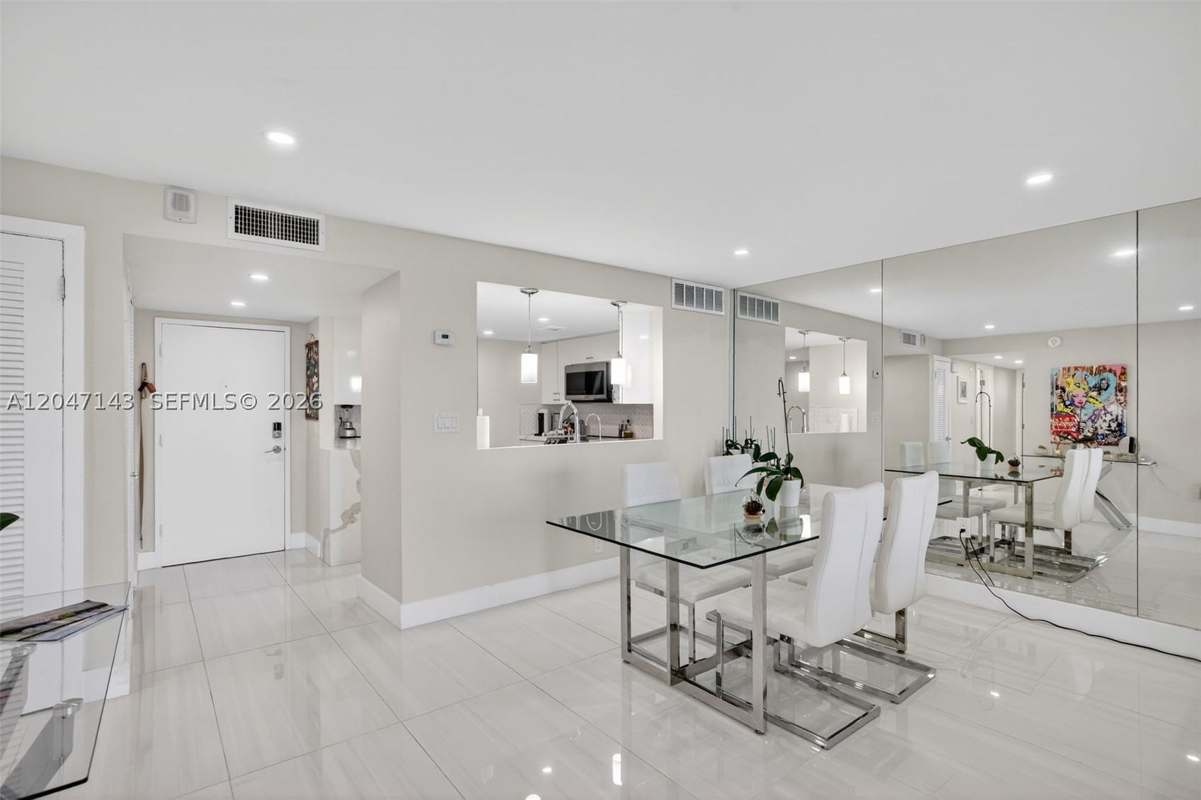 3000 E Sunrise Blvd #14C Fort Lauderdale, FL 33304