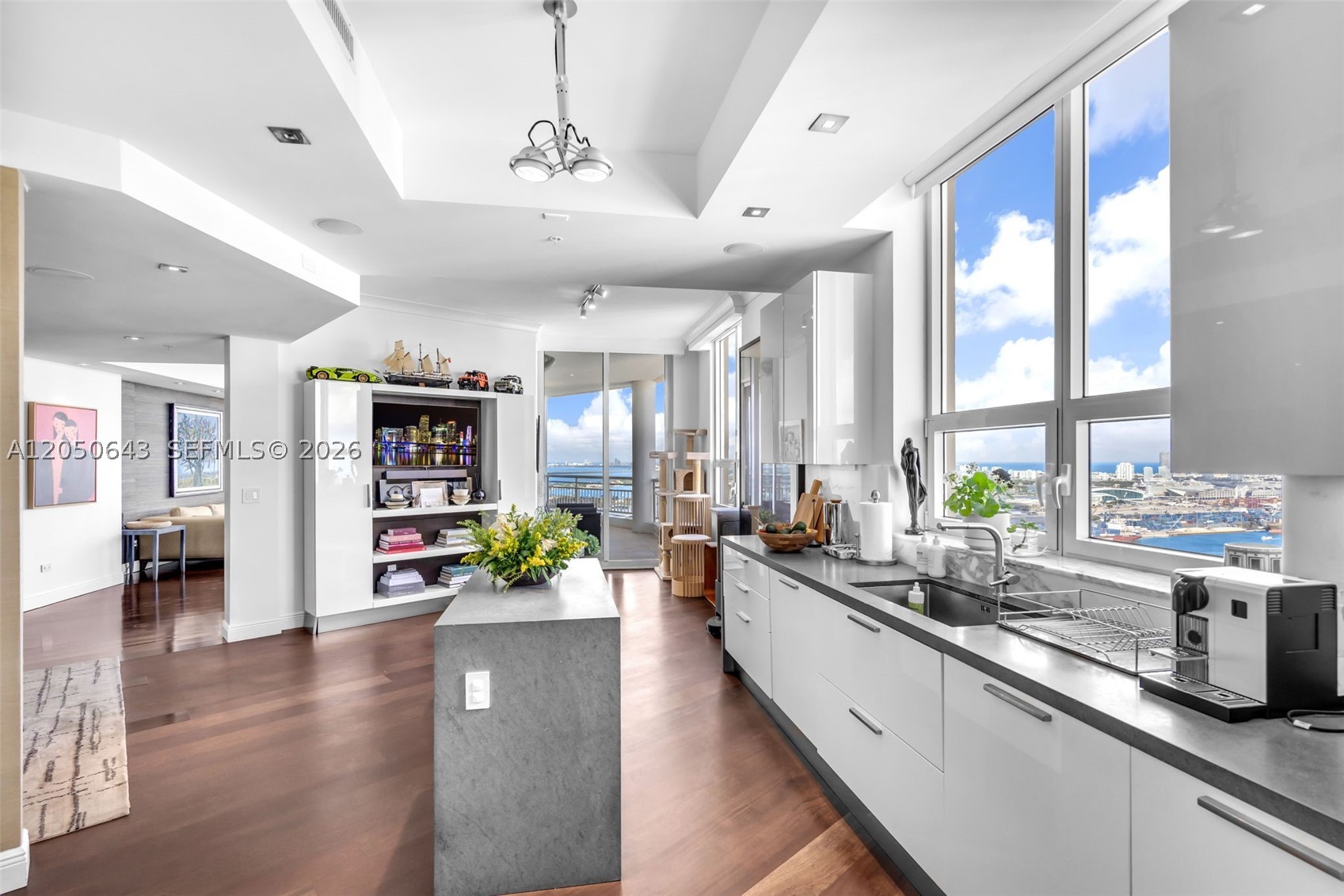 848 Brickell Key Dr #LPH4401 Miami, FL 33131
