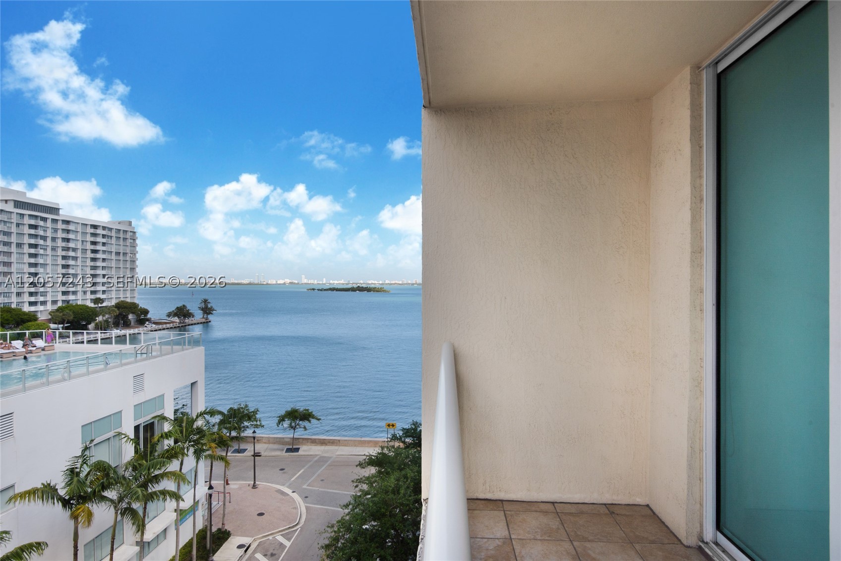 image Cite on the Bay East11