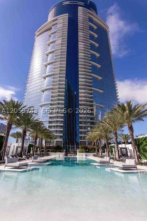 image Paramount Miami Worldcenter55