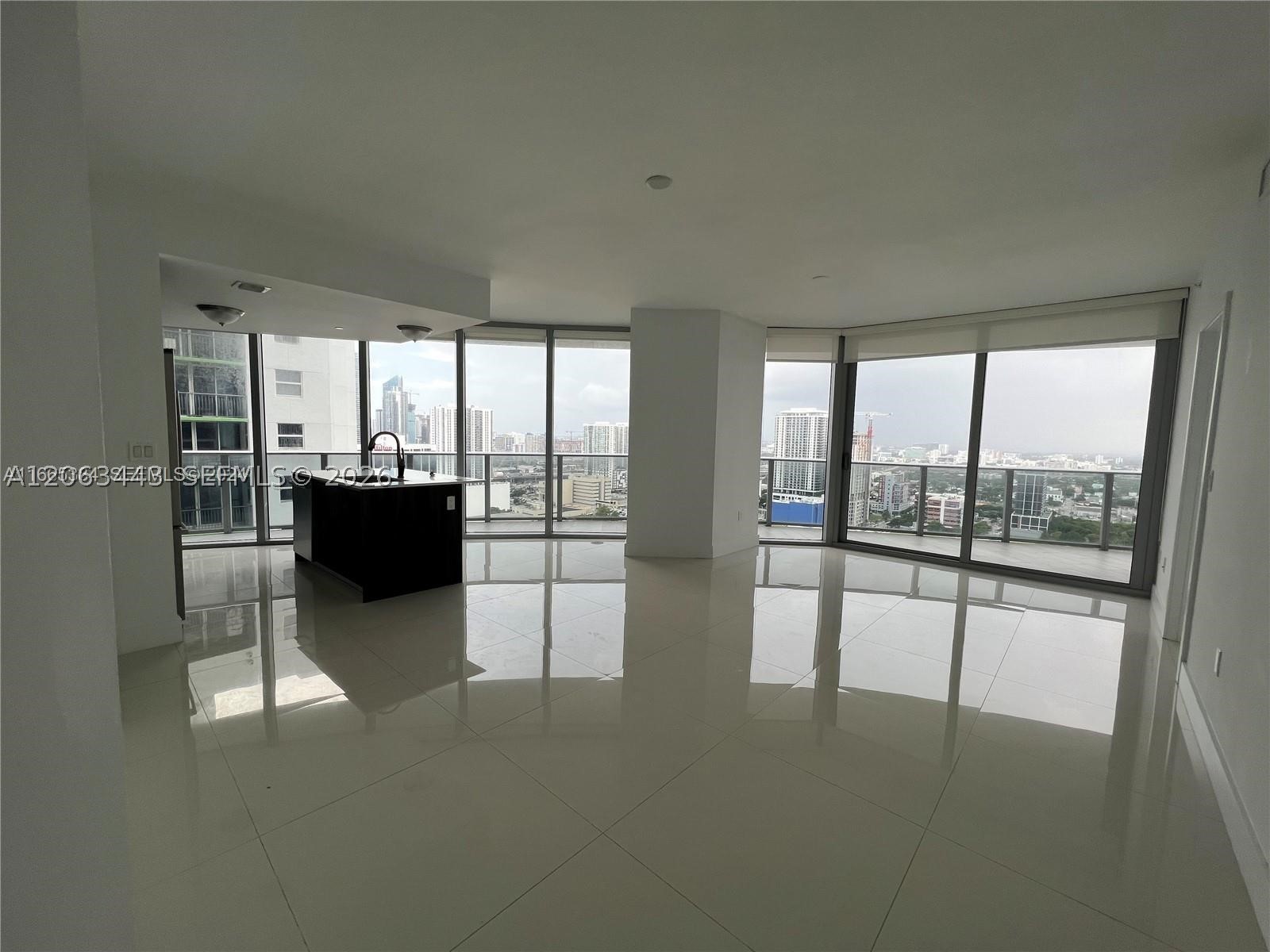 image Aria on the Bay1