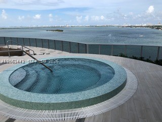 image Aria on the Bay36