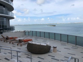 image Aria on the Bay37