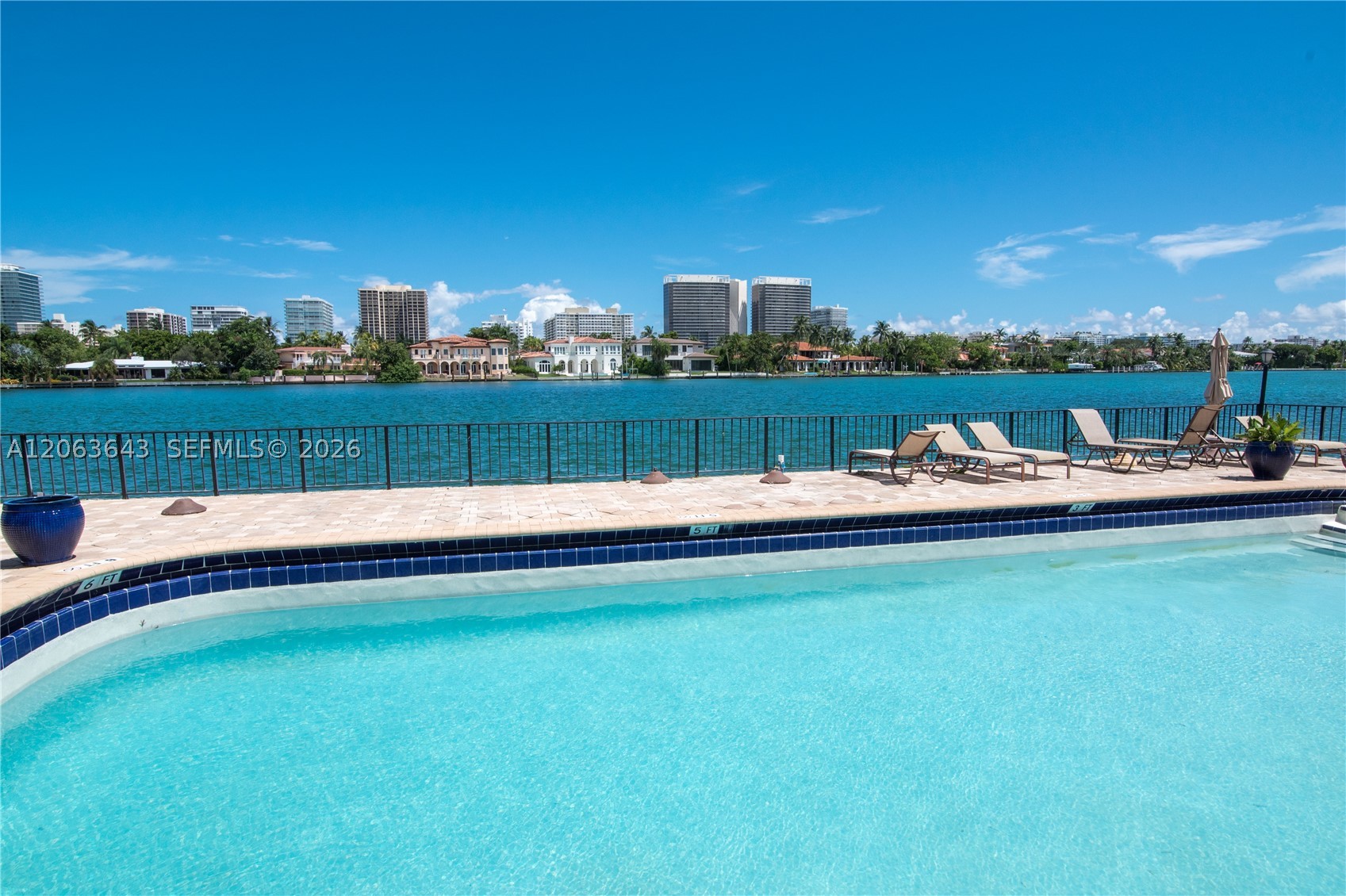 10101 E Bay Hbr Dr #404