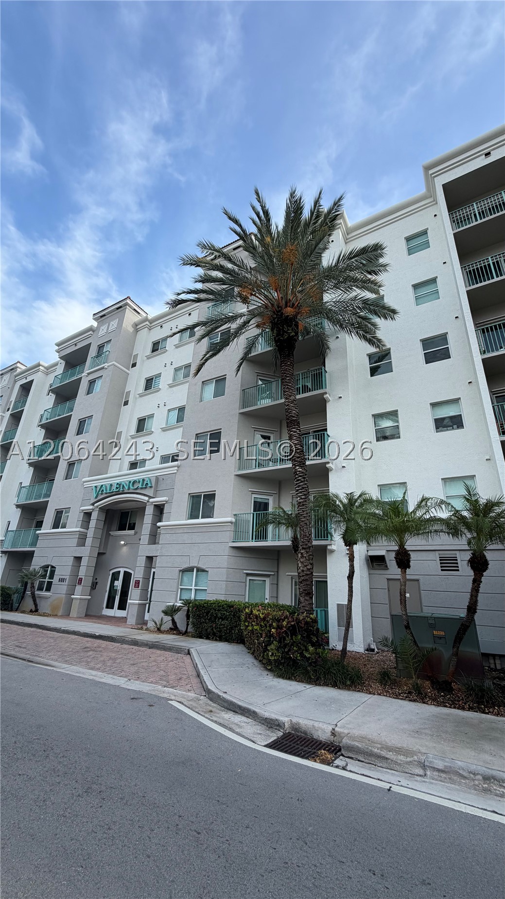 6001 SW 70th St #445