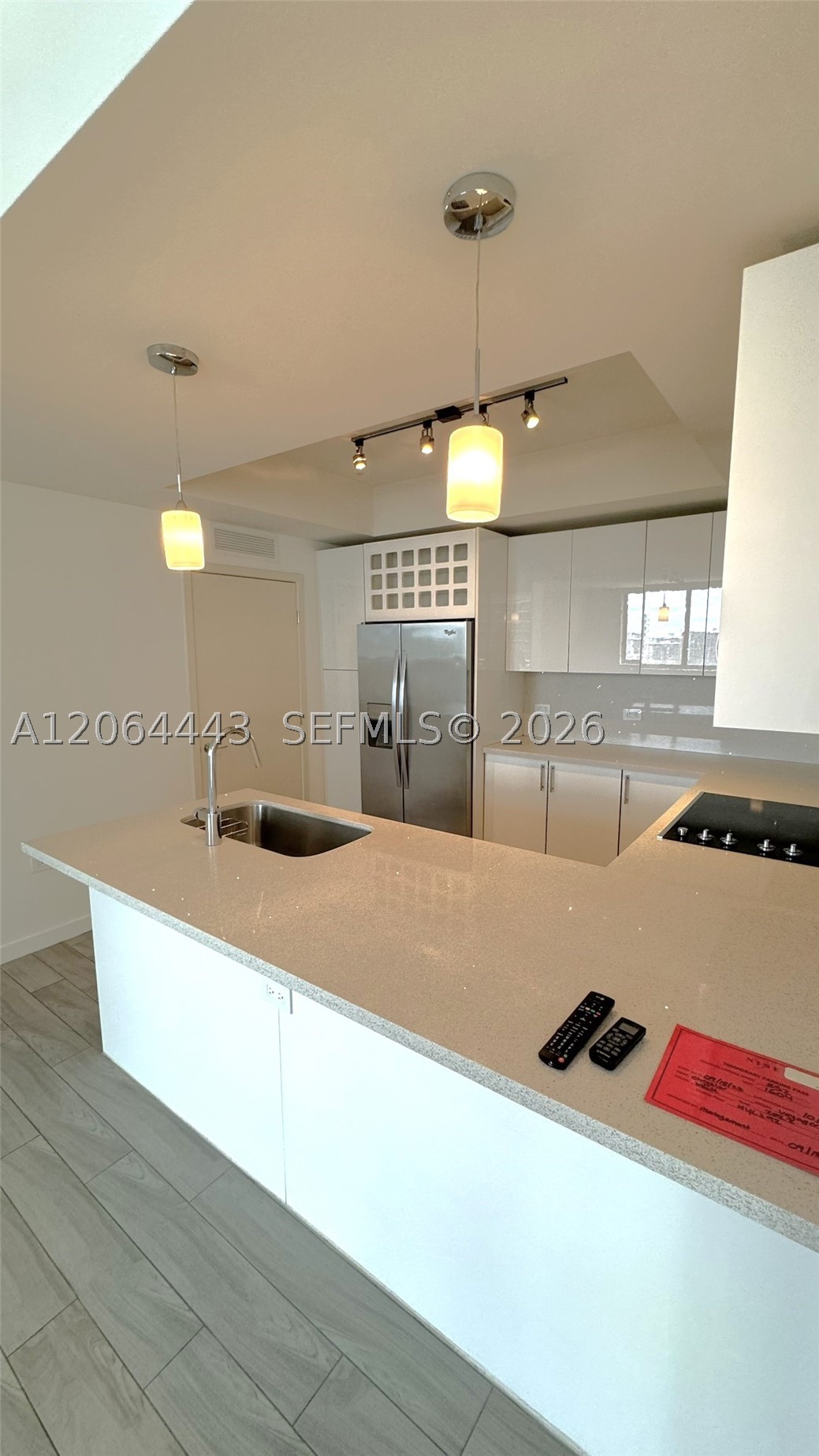 image Nine at Mary Brickell Village10