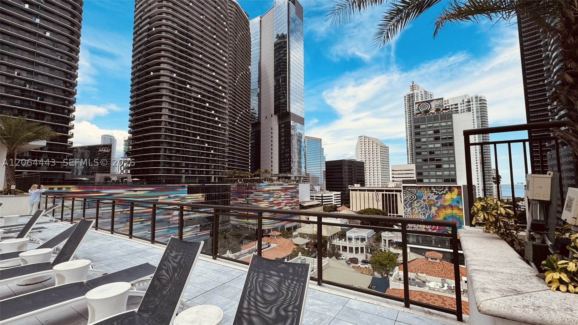image Nine at Mary Brickell Village18