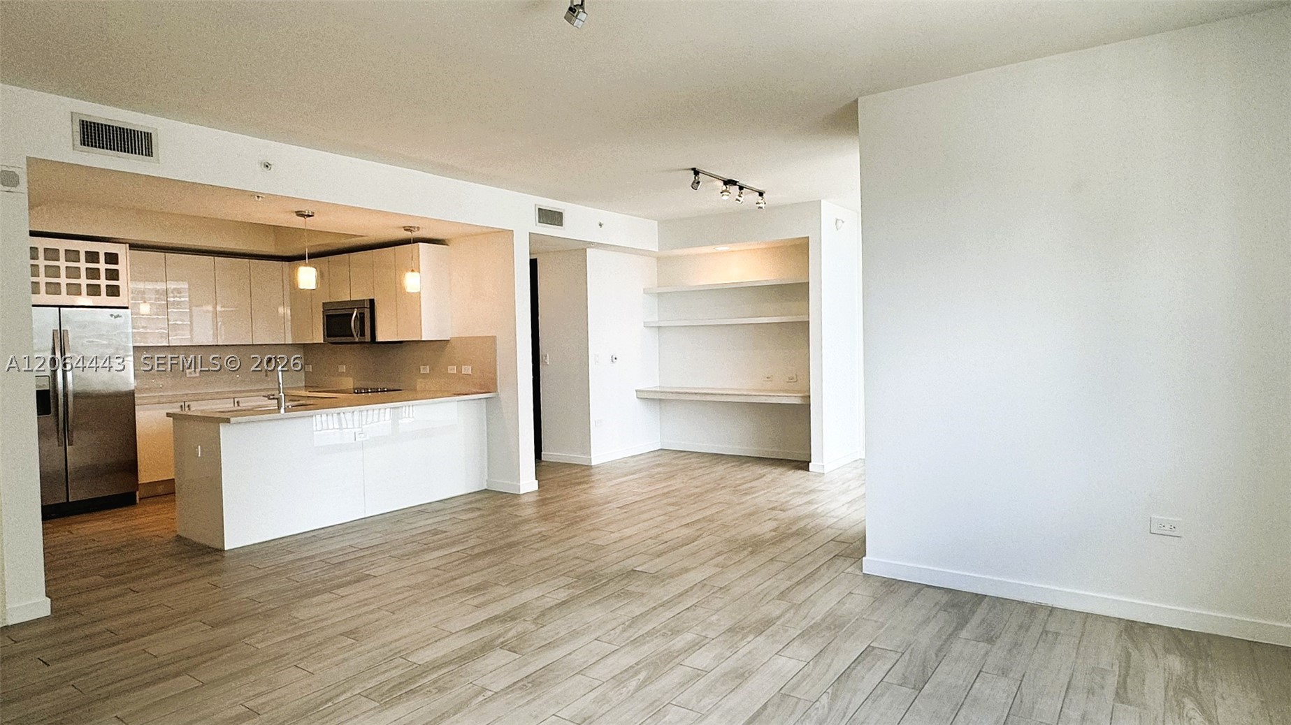 image Nine at Mary Brickell Village3