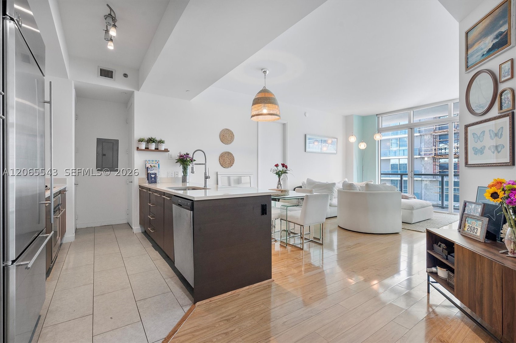 55 SE 6th St #4305