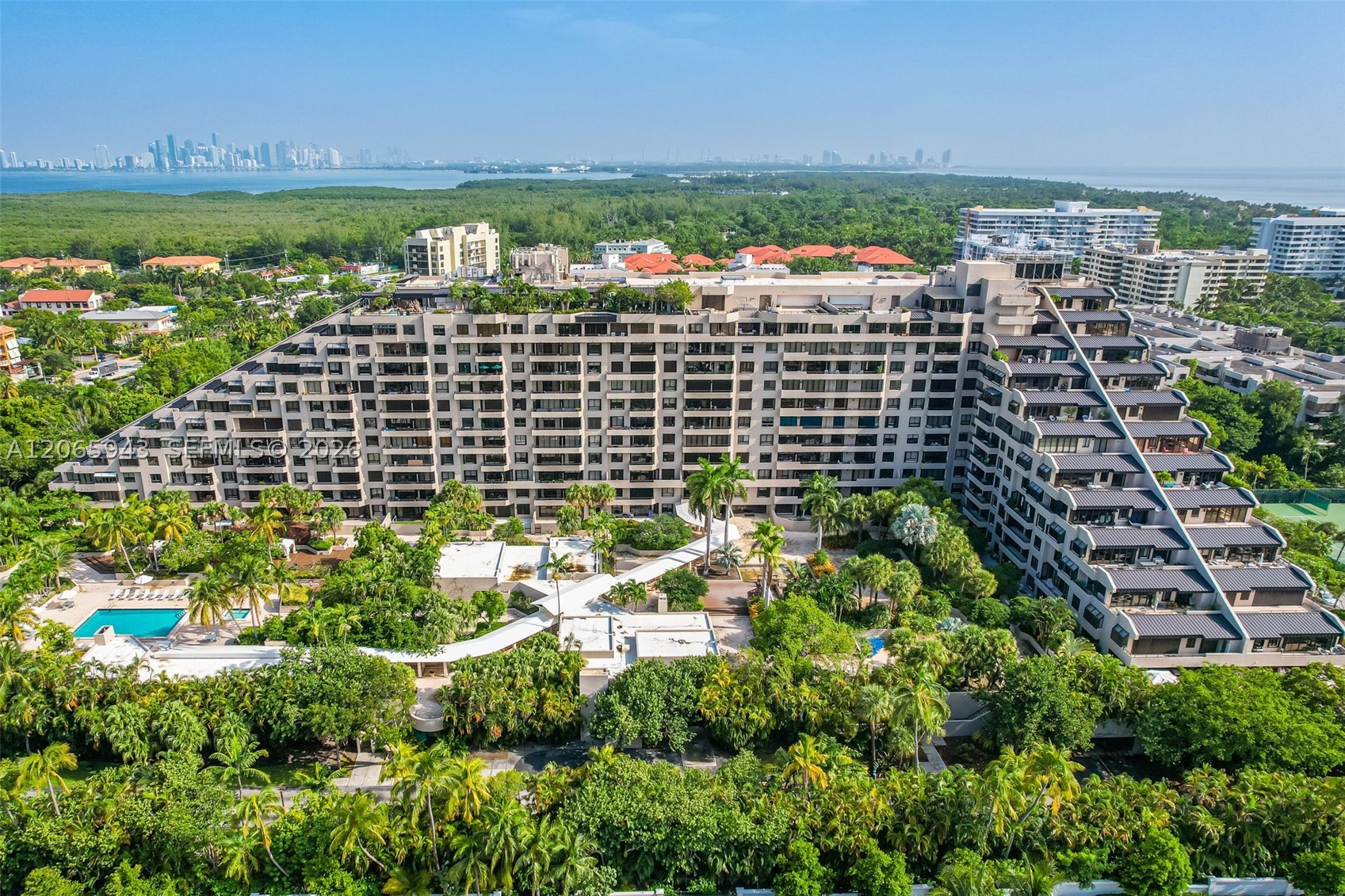 image Emerald Bay at Key Colony39