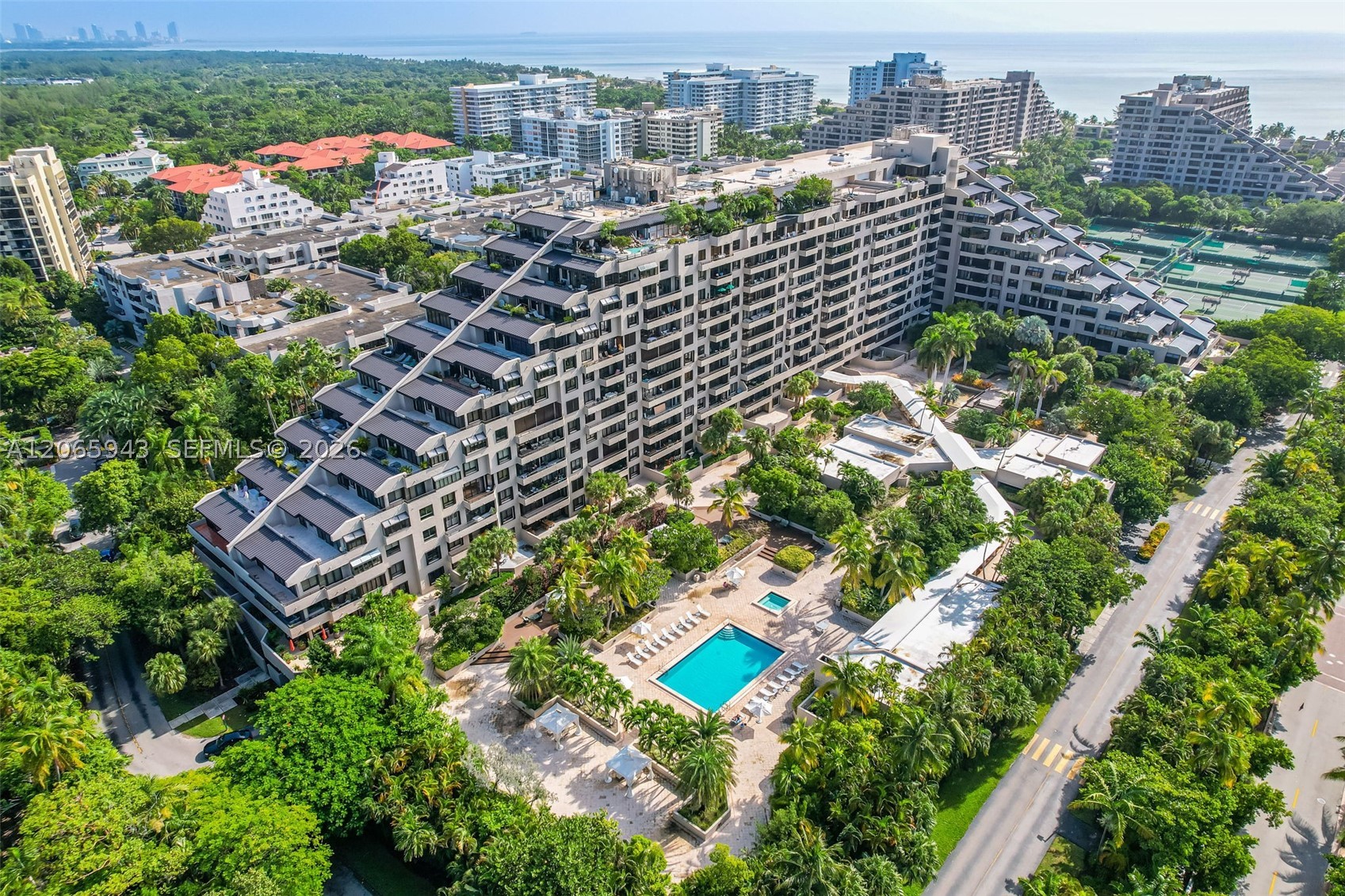 image Emerald Bay at Key Colony40