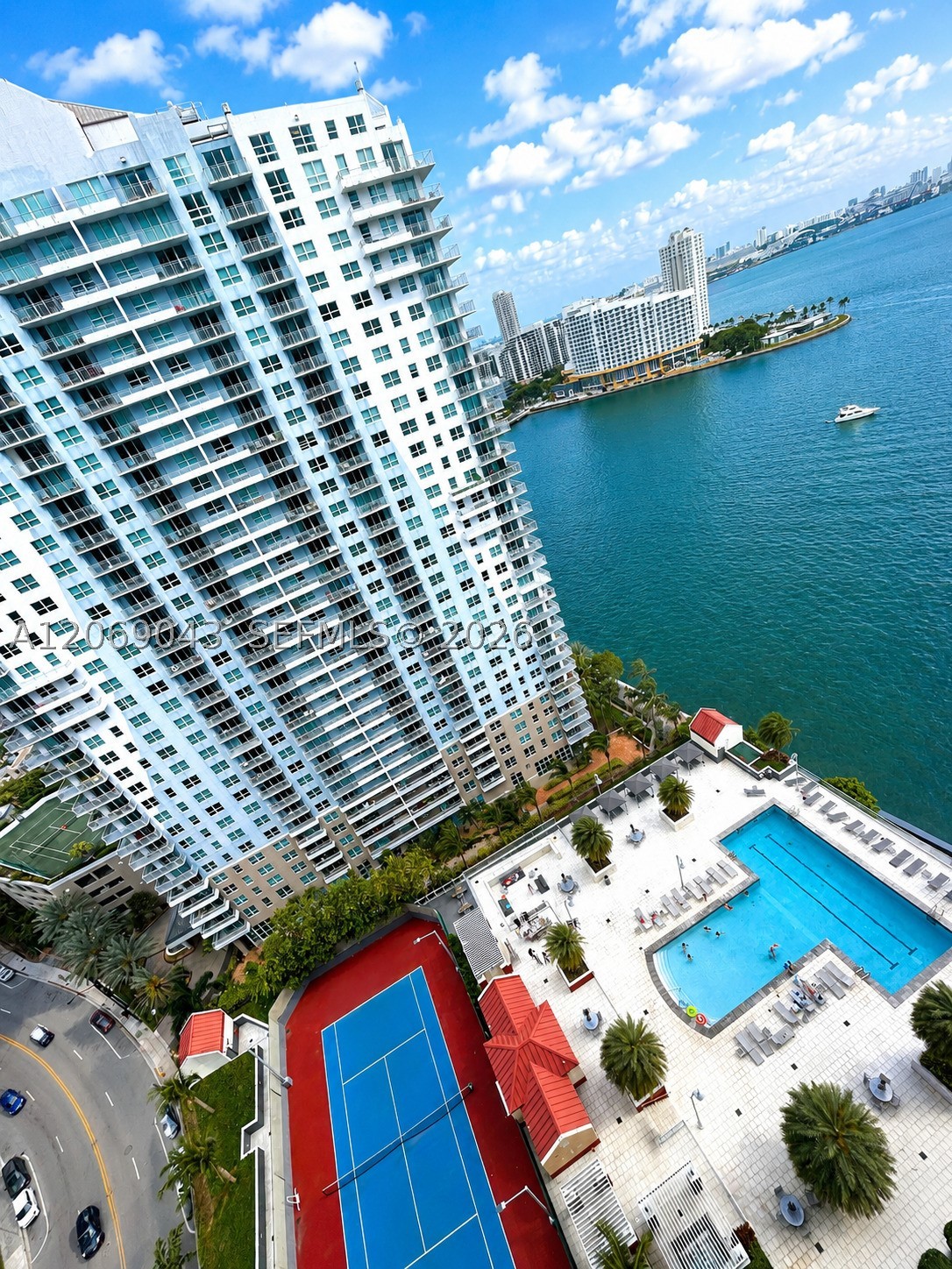 image The Mark on Brickell15