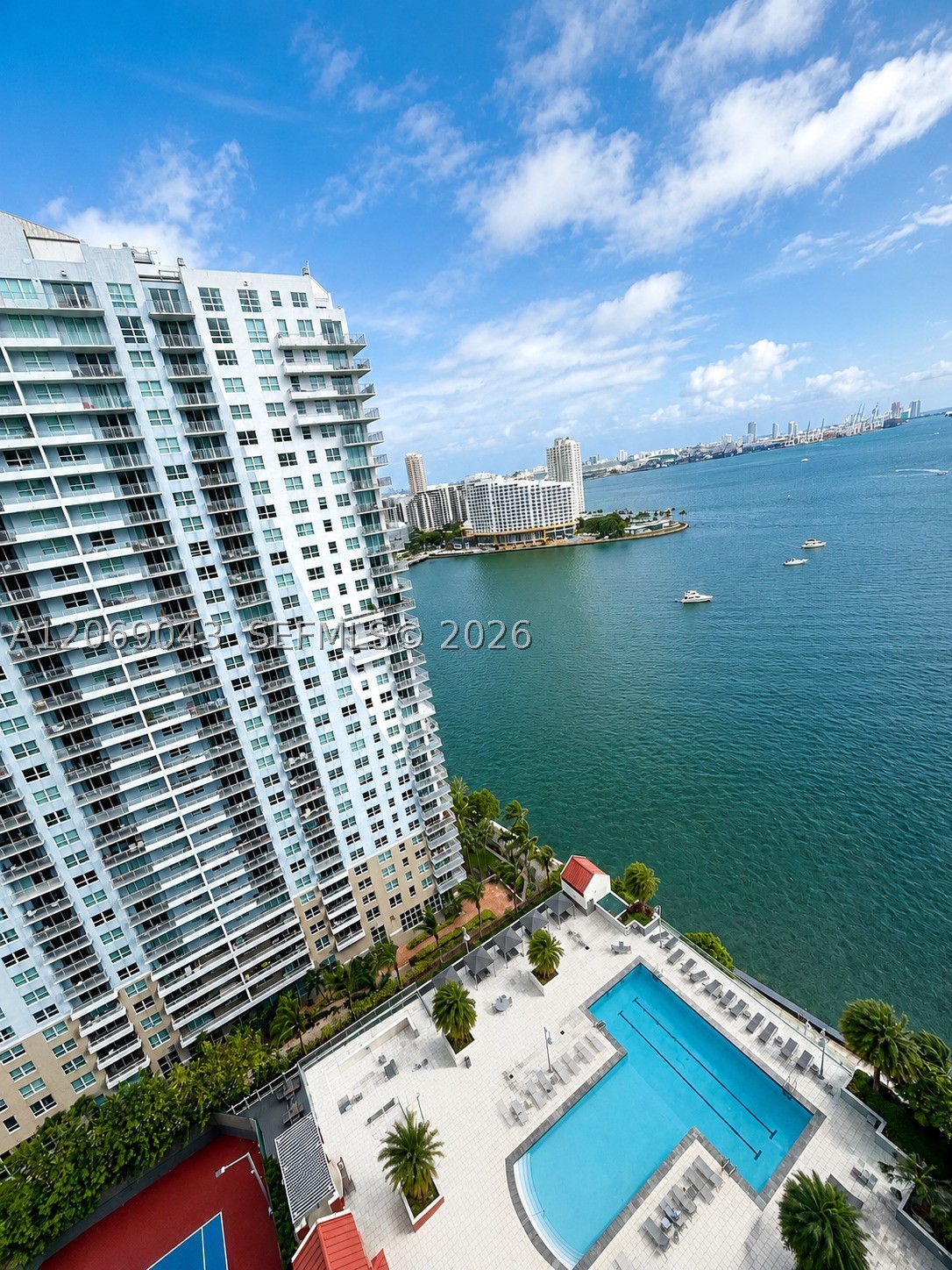 image The Mark on Brickell18