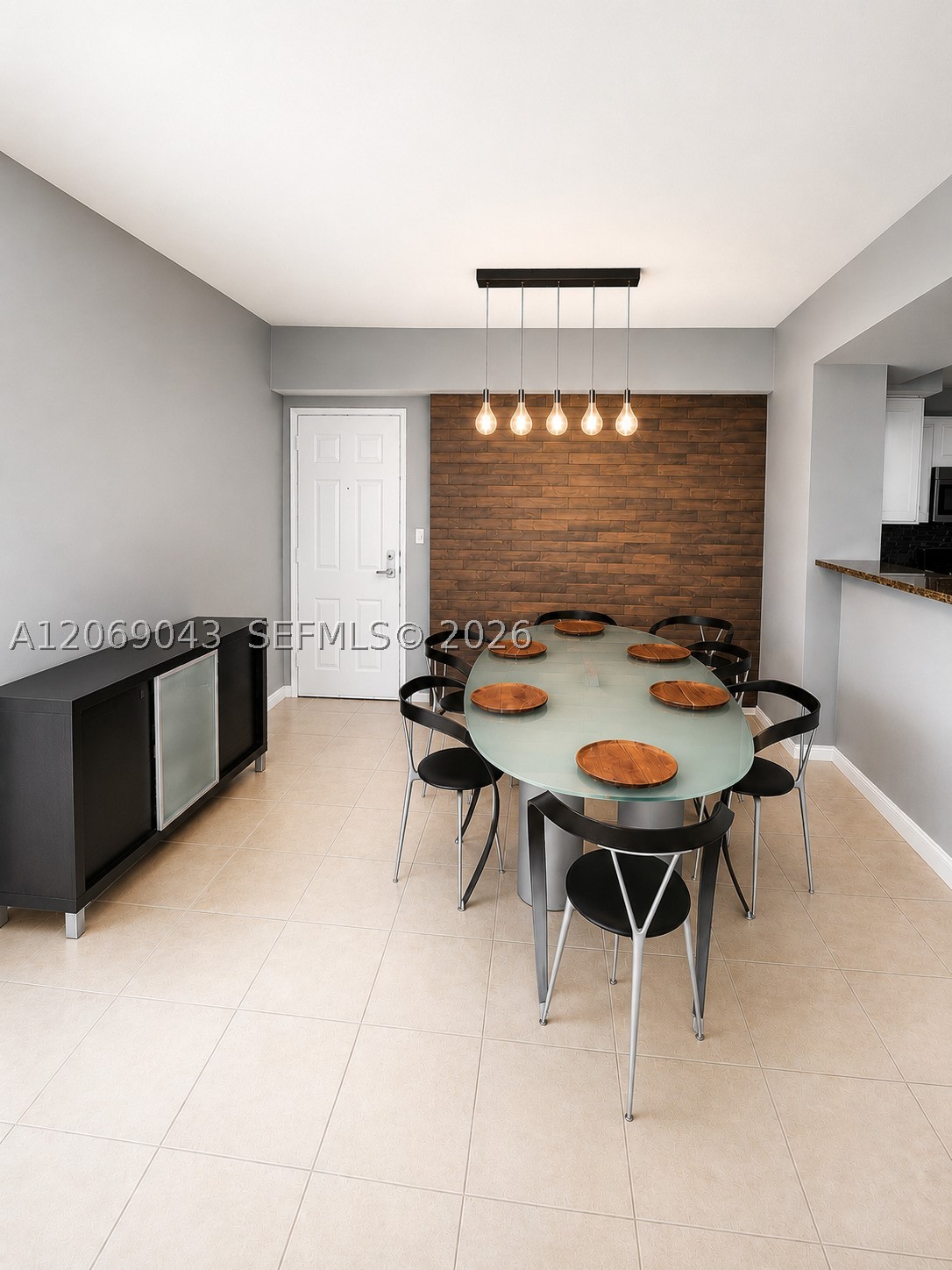image The Mark on Brickell1