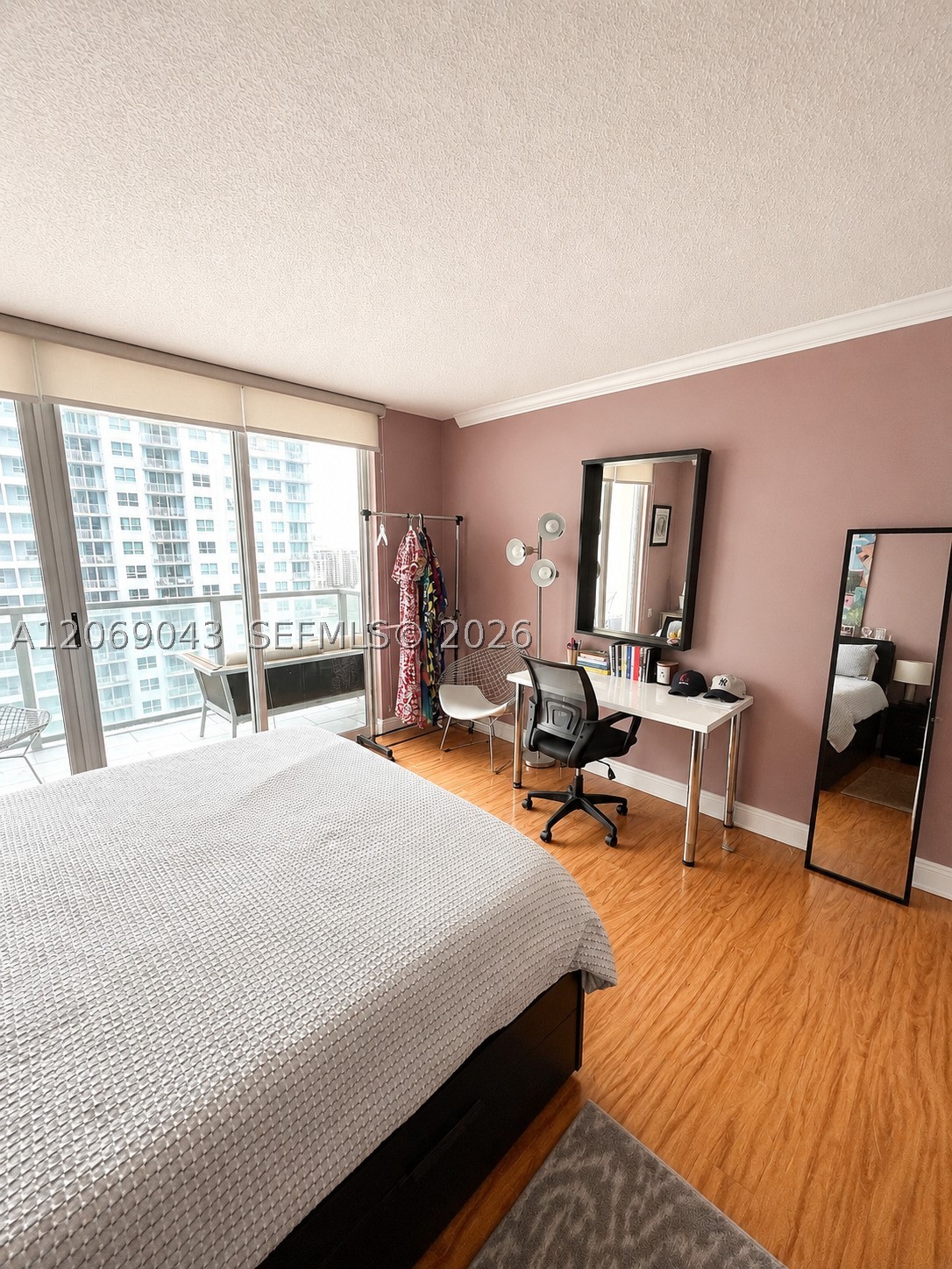 image The Mark on Brickell8
