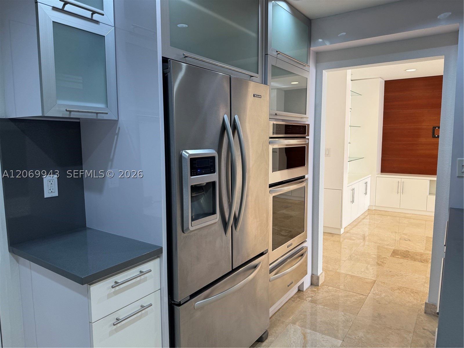 90 Edgewater Dr #PH15 Coral Gables, FL 33133