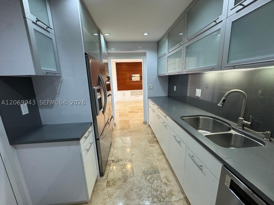 90 Edgewater Dr #PH15 Coral Gables, FL 33133