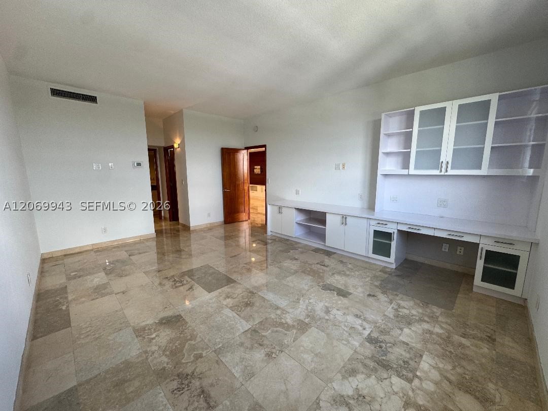 90 Edgewater Dr #PH15 Coral Gables, FL 33133