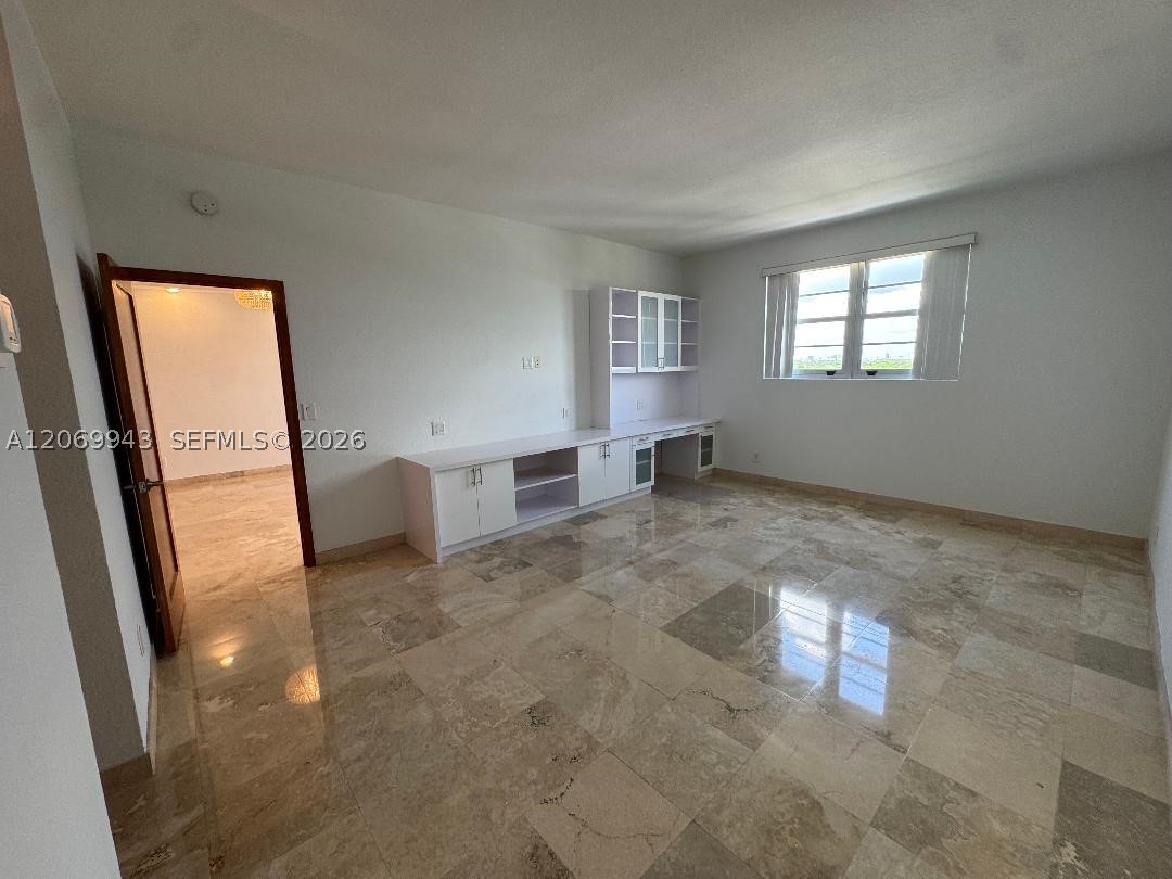 90 Edgewater Dr #PH15 Coral Gables, FL 33133