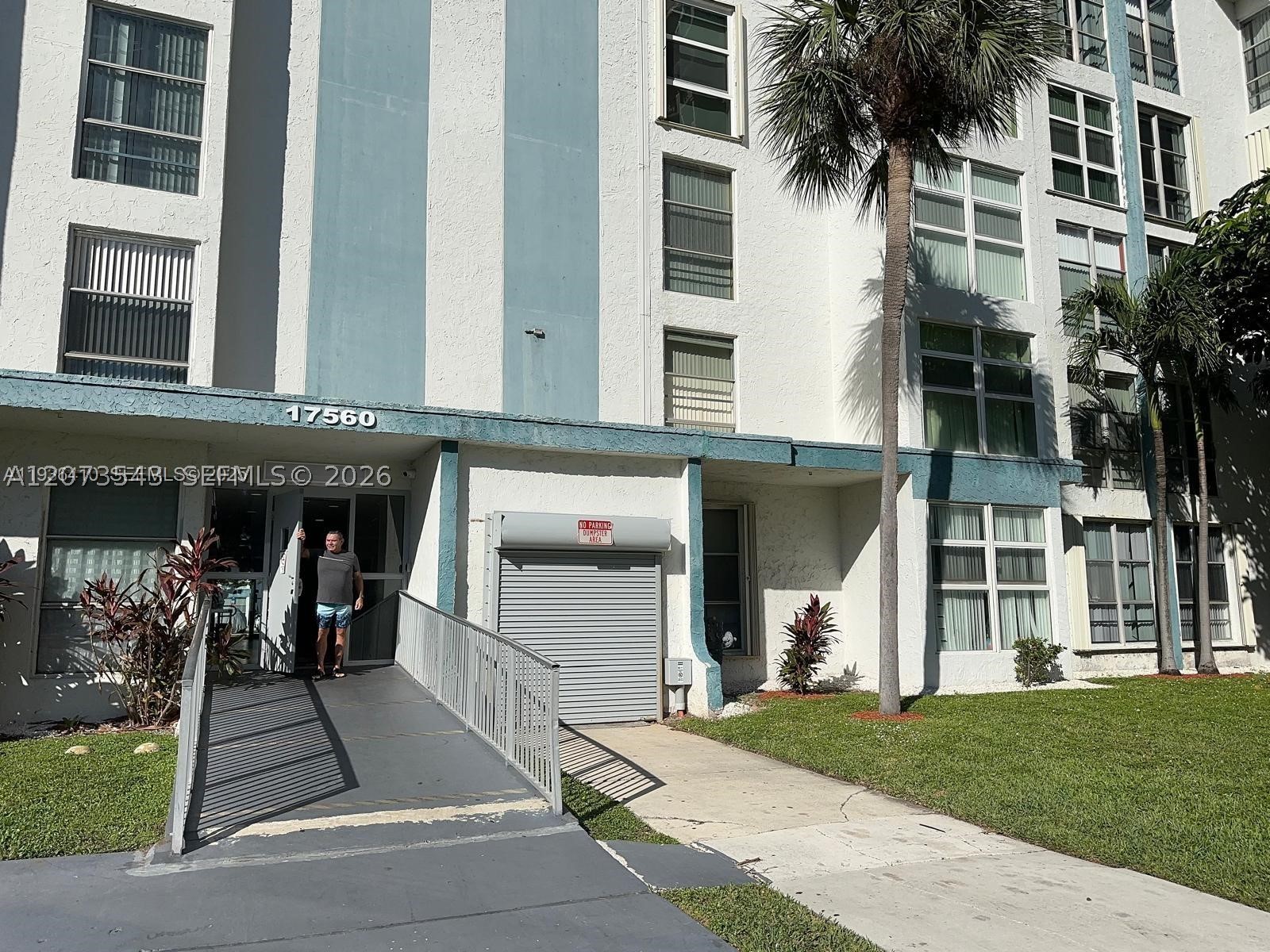 17560 Atlantic Blvd #405