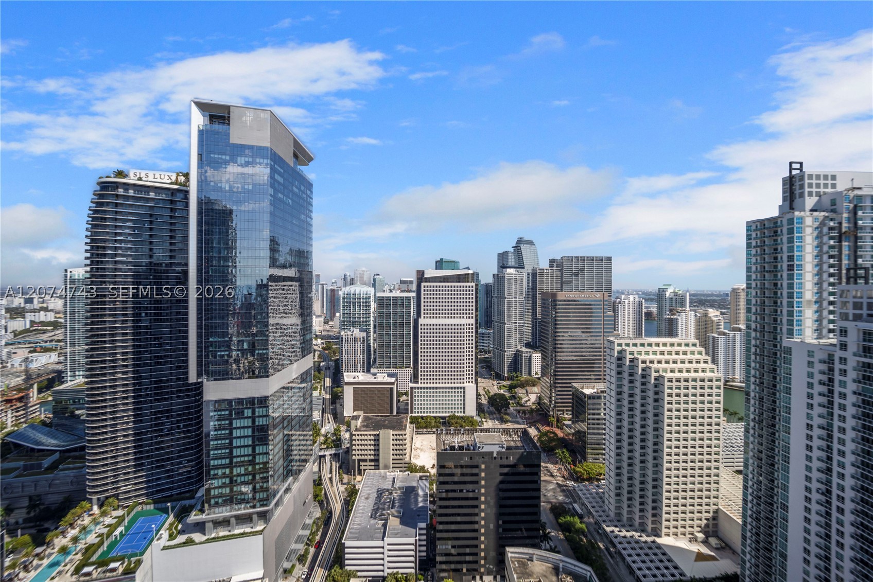 1010 Brickell Ave #4701 Miami, FL 33131