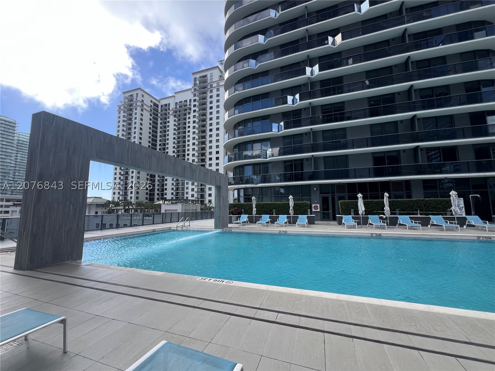 45 SW 9th St #4408 Miami, FL 33130