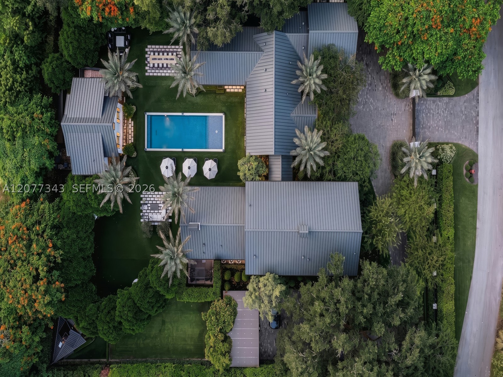 6580 SW 69th Ave Miami, FL 33143
