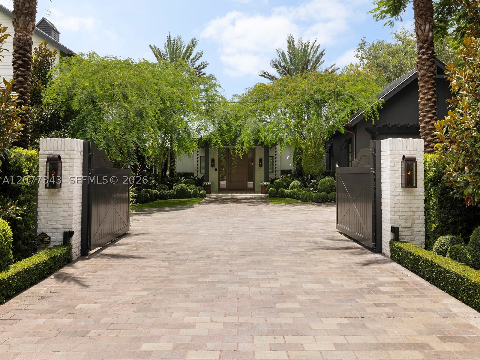 6580 SW 69th Ave Miami, FL 33143