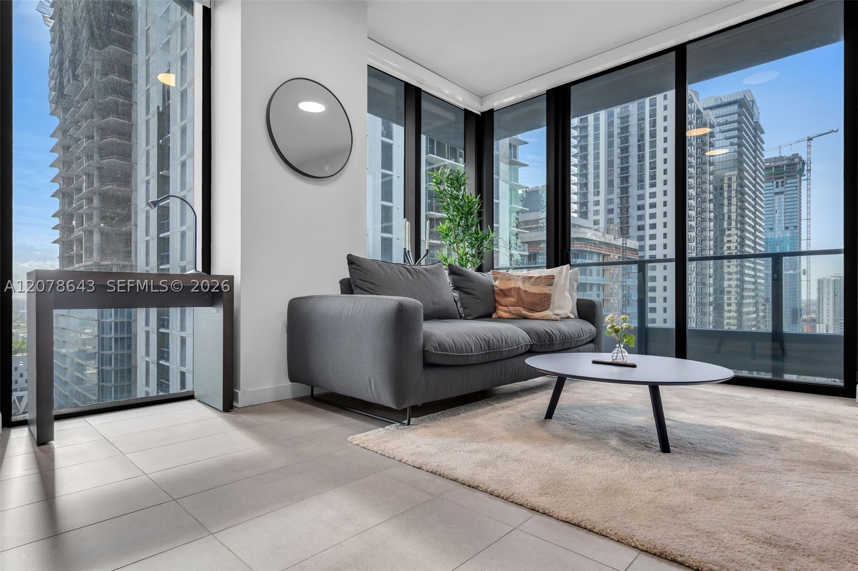 121 NE 5th St #2708 Miami, FL 33132