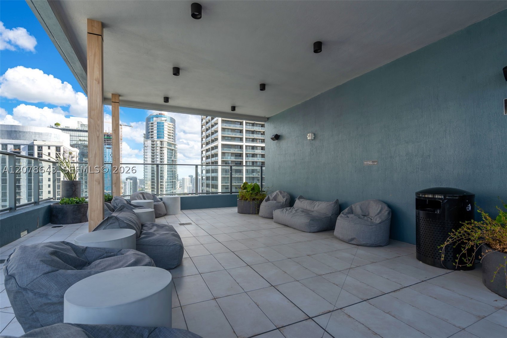 121 NE 5th St #2708 Miami, FL 33132