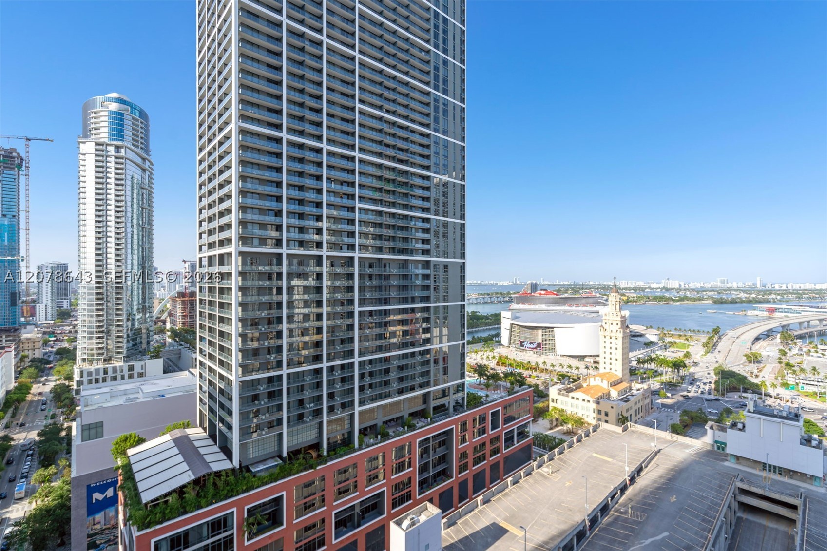 121 NE 5th St #2708 Miami, FL 33132