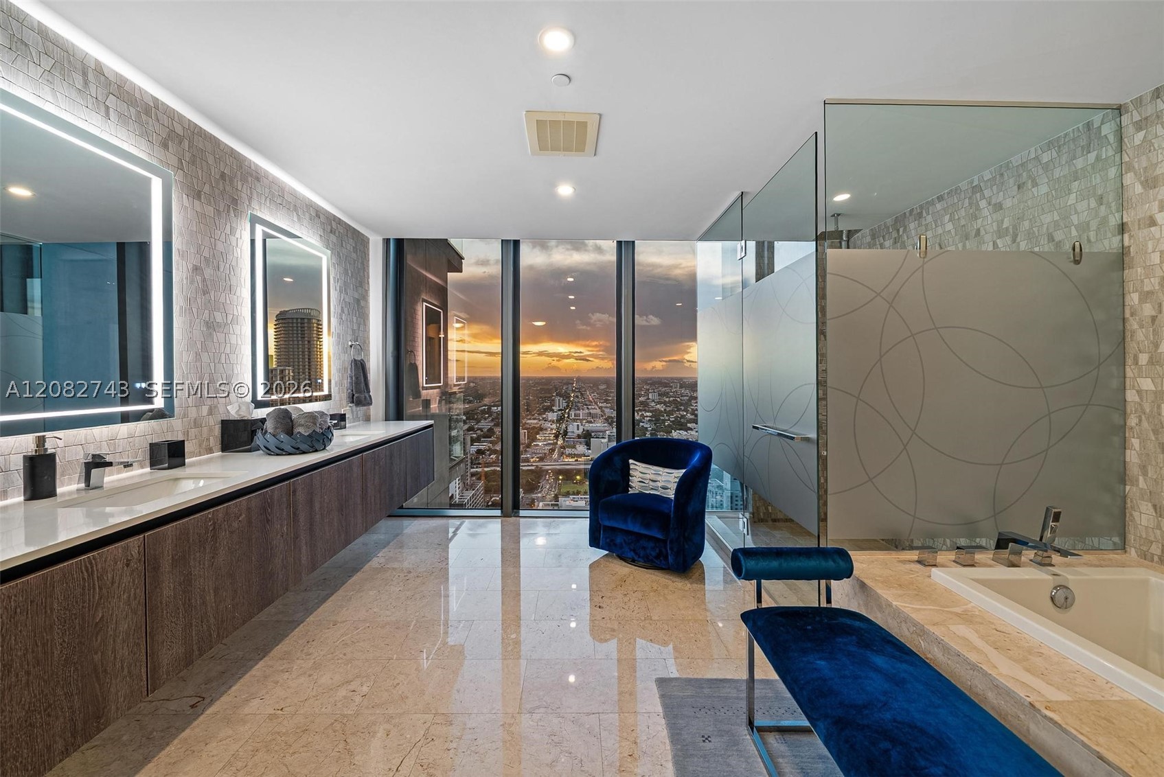 image Rise Brickell City Centre51