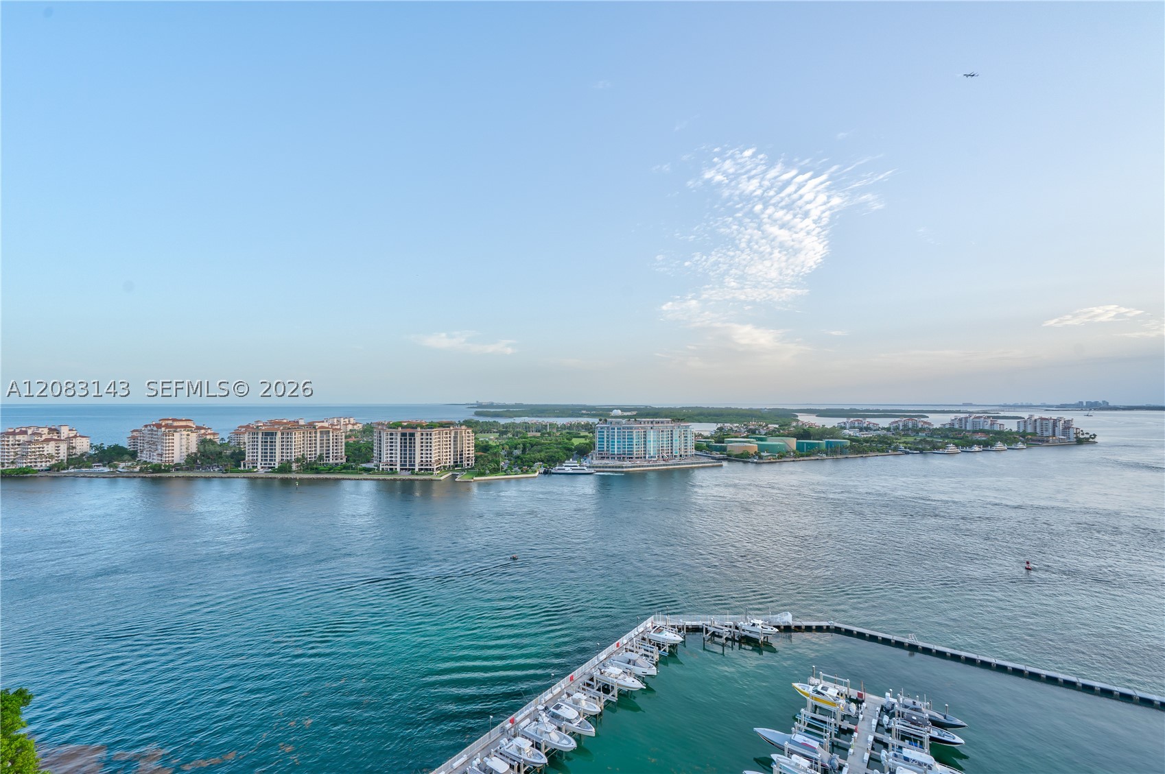 1000 S Pointe Dr #2202 Miami Beach, FL 33139