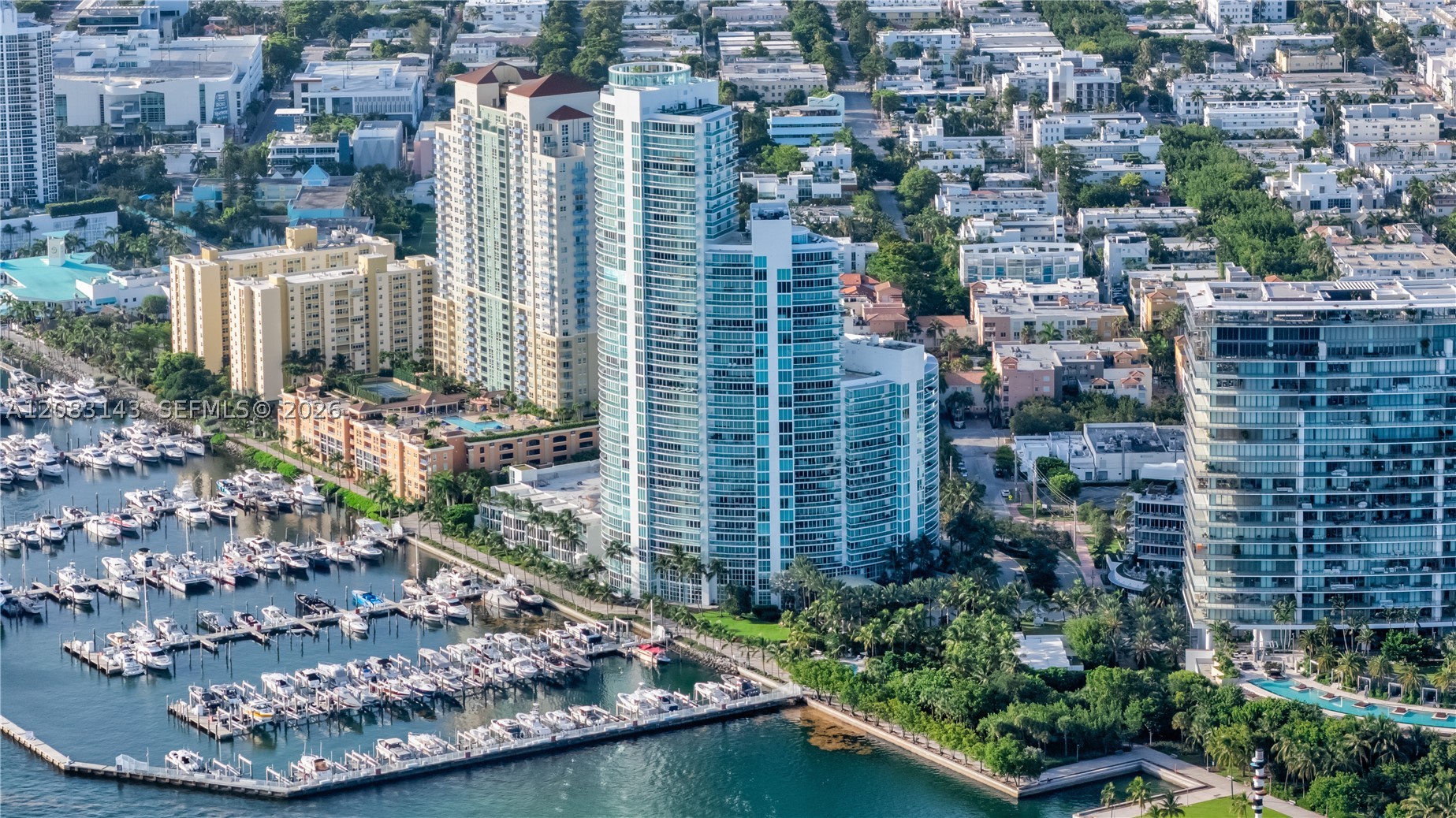 1000 S Pointe Dr #2202 Miami Beach, FL 33139